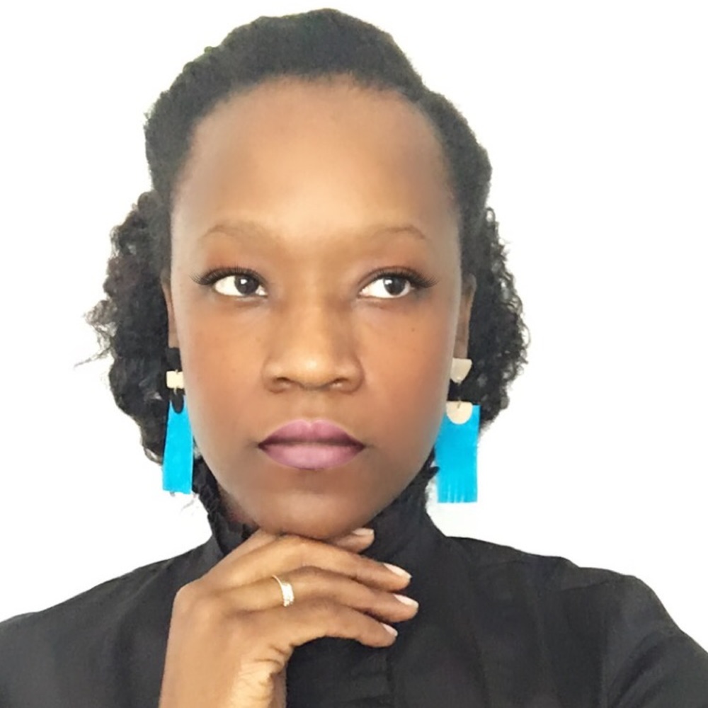 Meet your Posher, Lowanda